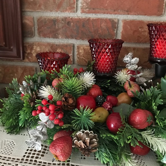 Rare 1970’s Christmas Ruby Glass Candle Centerpiece - Picture 7 of 16